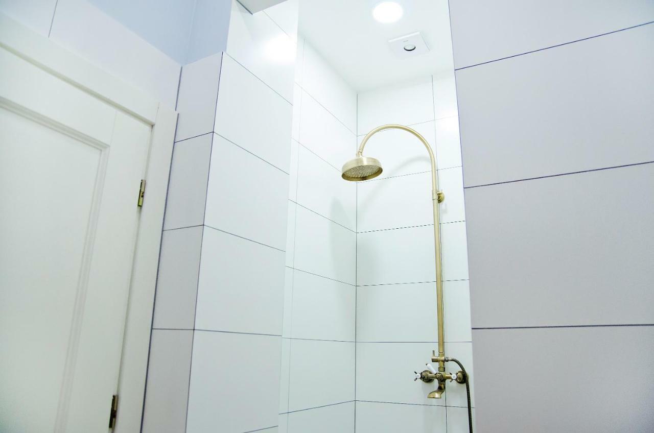 Deluxe Appartment In The City Center ลวีฟ ภายนอก รูปภาพ